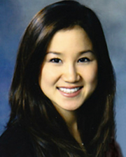 Yuemi Angogan，医学博士