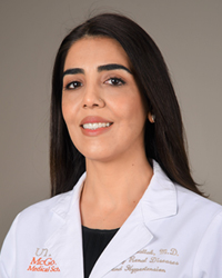 医学博士Aisha Khattak