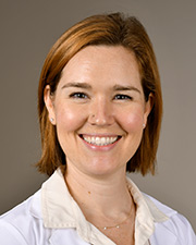 Abigail Zamorano，医学博士，MPHS